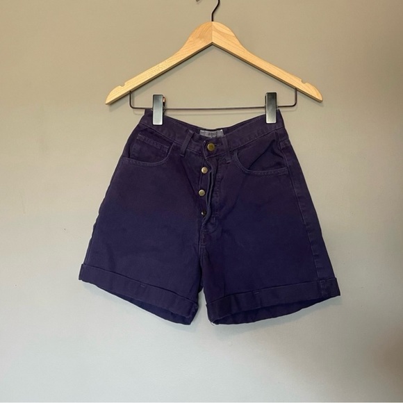 VTG Guess Denim Shorts - Picture 2 of 3
